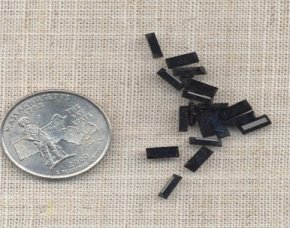 36 VINTAGE AUSTRIAN JET 7X3mm BAGUETTE GEMS