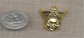1 VINTAGE GOLD EGYPTIAN QUEEN 28mm PENDANT