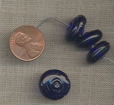 50 VINTAGE GLASS SAPPHIRE 15mm. DONUT SMOOTH BEADS c3368