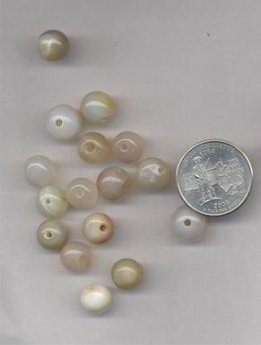 36 VINTAGE GENUNE LIGHT AGATE 8-12mm. ROUND BEADS