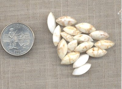(image for) 50 VINTAGE BROWN IVORY MATRIX 15X7mm GLASS NAVETTE GEMS