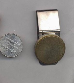 1 VINTAGE SILVER AND GOLD TEXTURED PLATED MONEY CLIP