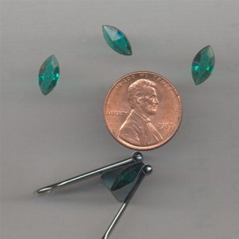 50 VINTAGE GREEN TOURMALINE GLASS 10X5MM NAVETTE GEMS