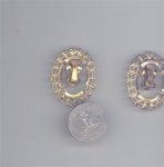 2 VINTAGE GOLD 25X18mm OVAL FILIGREE CLIP SETTINGS