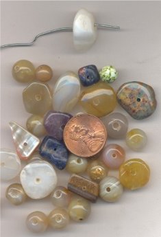 24 VINTAGE ANTIQUE GENUINE AGATE ROUND NUGGET BEADS